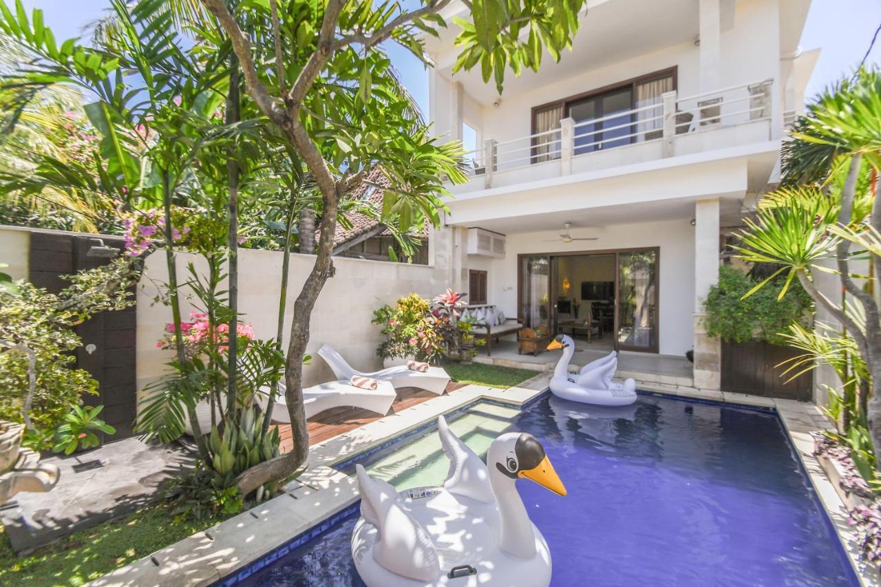 Amalia Swan Haven Villa Seminyak Bagian luar foto